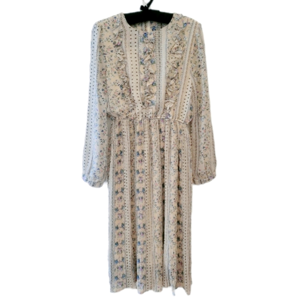 CREAM  chiffon dress small